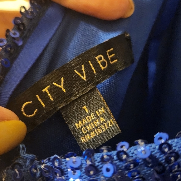 City Vibe Sequined Dress - Picture 6 of 14